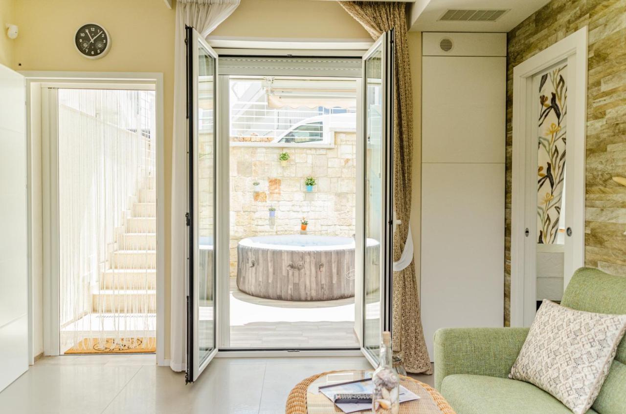 Apulialux Little Jem W Jacuzzi / 180 Steps From Sea Βίλα Polignano a Mare Εξωτερικό φωτογραφία