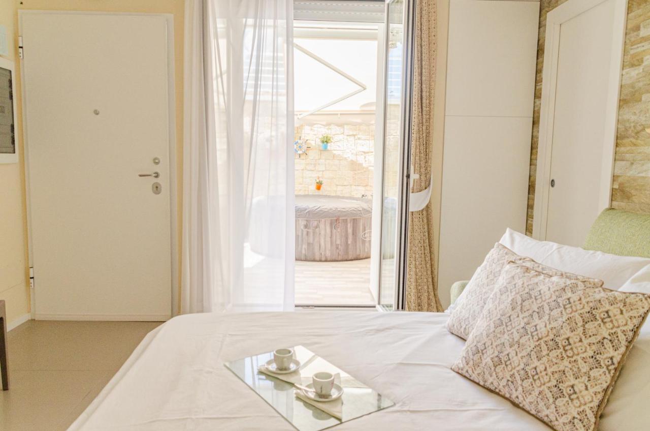 Apulialux Little Jem W Jacuzzi / 180 Steps From Sea Βίλα Polignano a Mare Εξωτερικό φωτογραφία