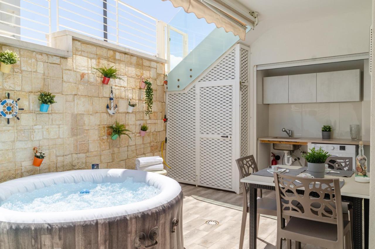 Apulialux Little Jem W Jacuzzi / 180 Steps From Sea Βίλα Polignano a Mare Εξωτερικό φωτογραφία